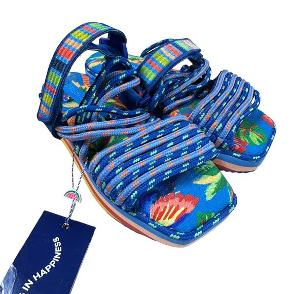 Farm Rio NWT Macaw Platform Rainbow Sandals Size 7 Open Toe Strappy Tropical - Picture 2 of 7